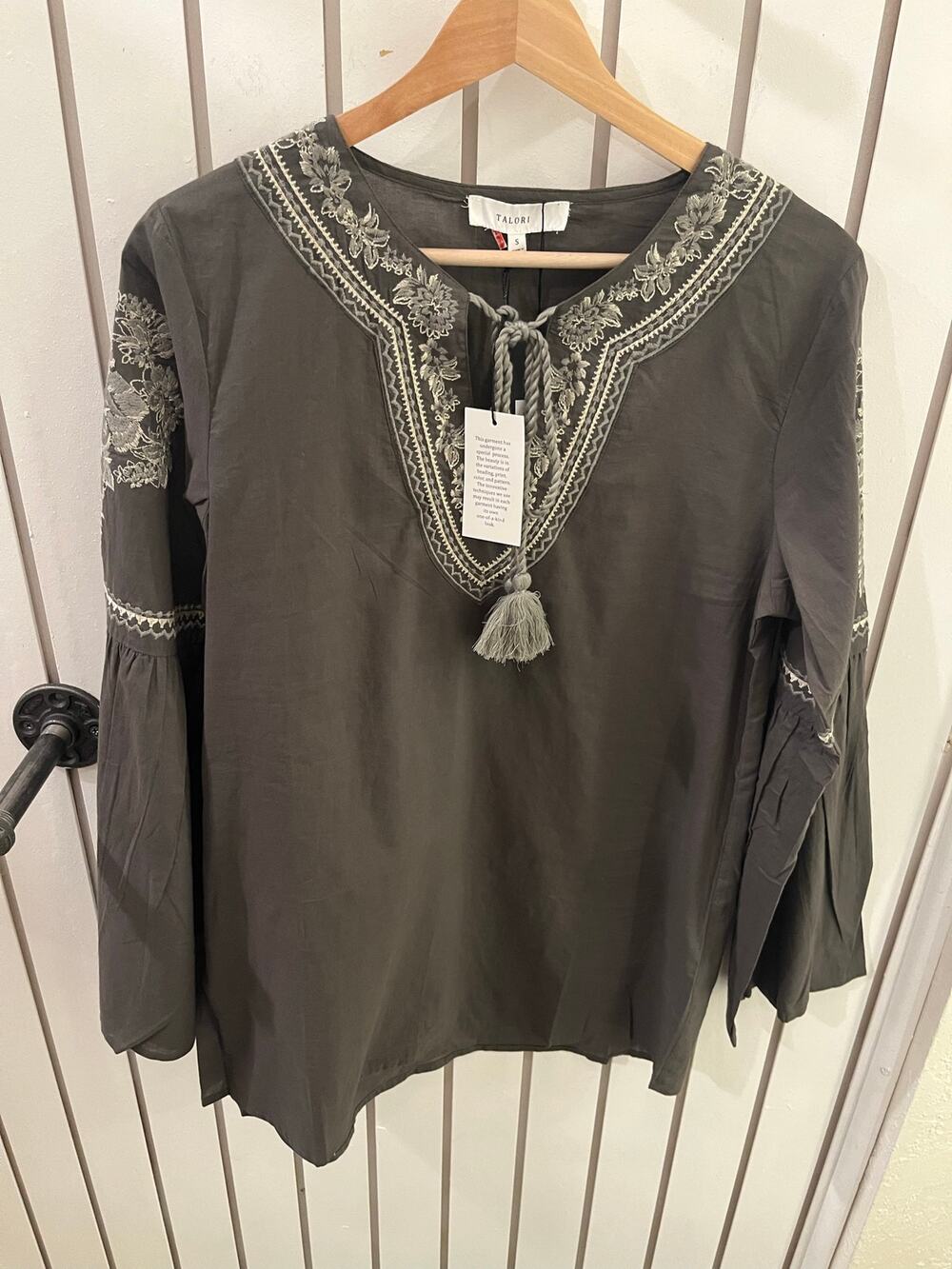 Talori Olive Green Embroidered Boho Blouse Size S